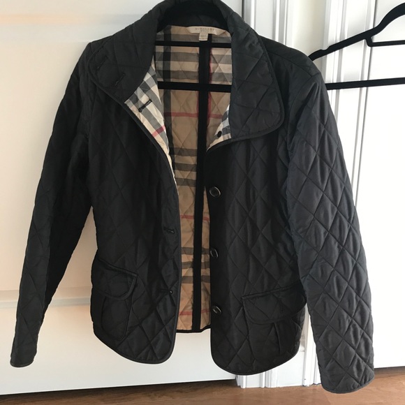 Burberry Jackets & Blazers - Burberry quilted jacket